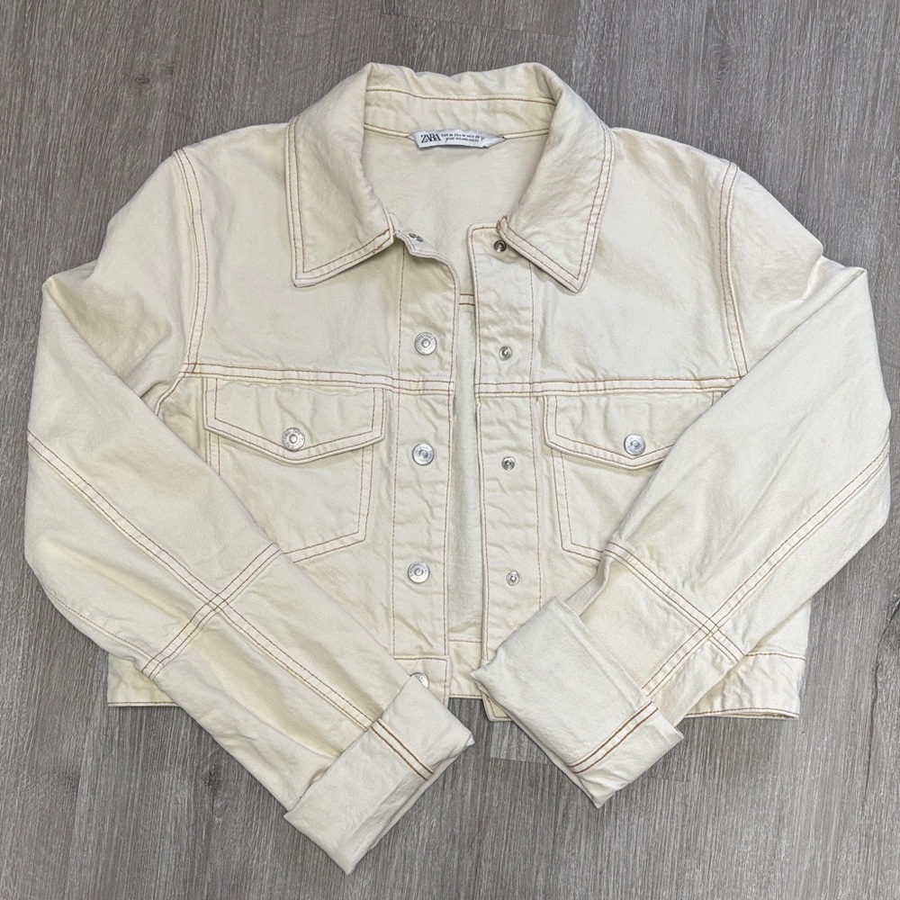 Zara Cream denim Jean Jacket size medium